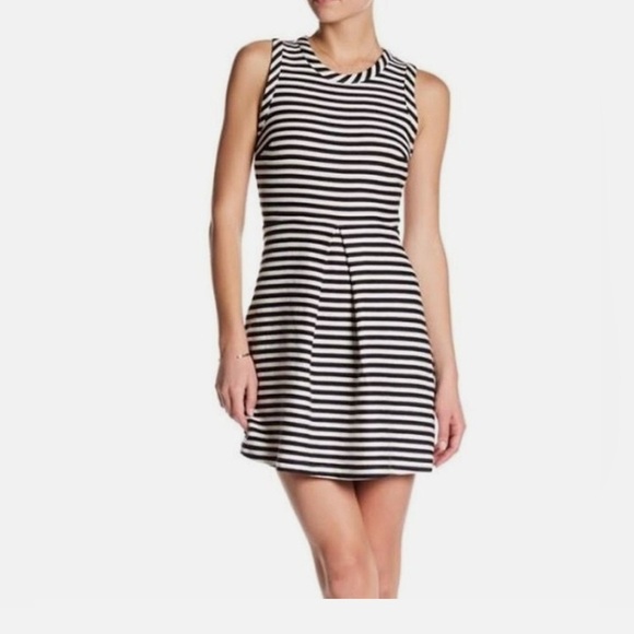 MADEWELL Black and White striped fit and flare dress XS - Picture 2 of 16